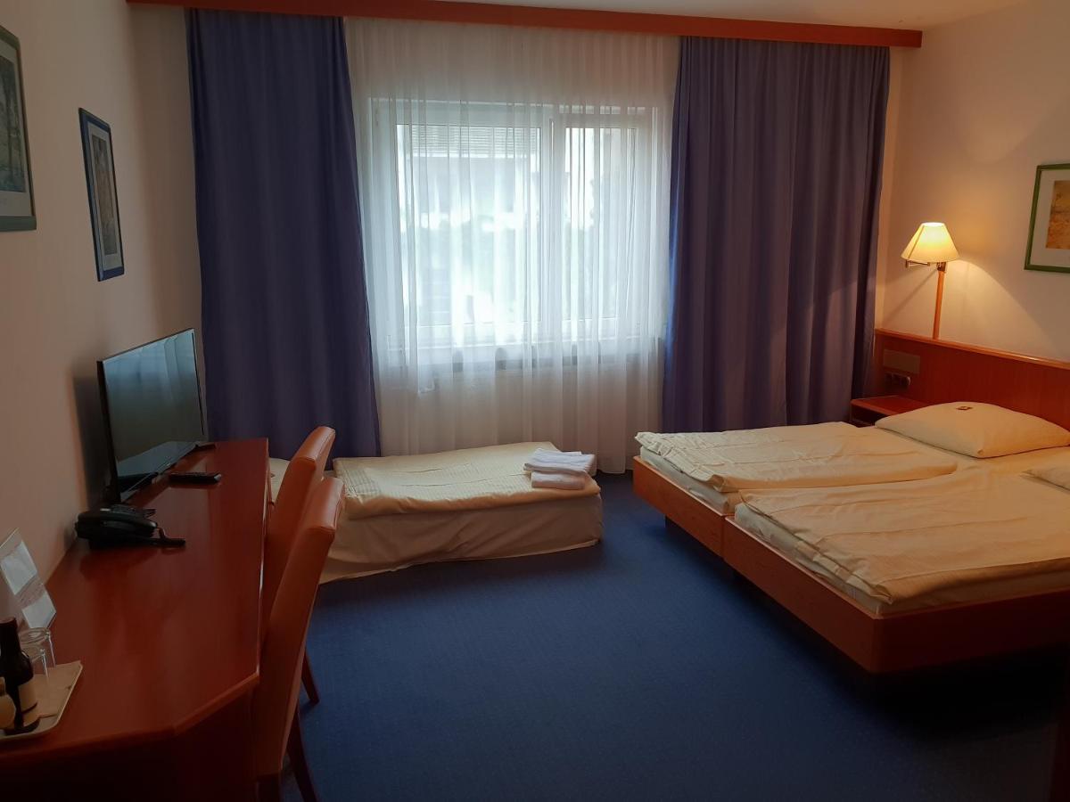 City Hotel Stuttgart Room photo